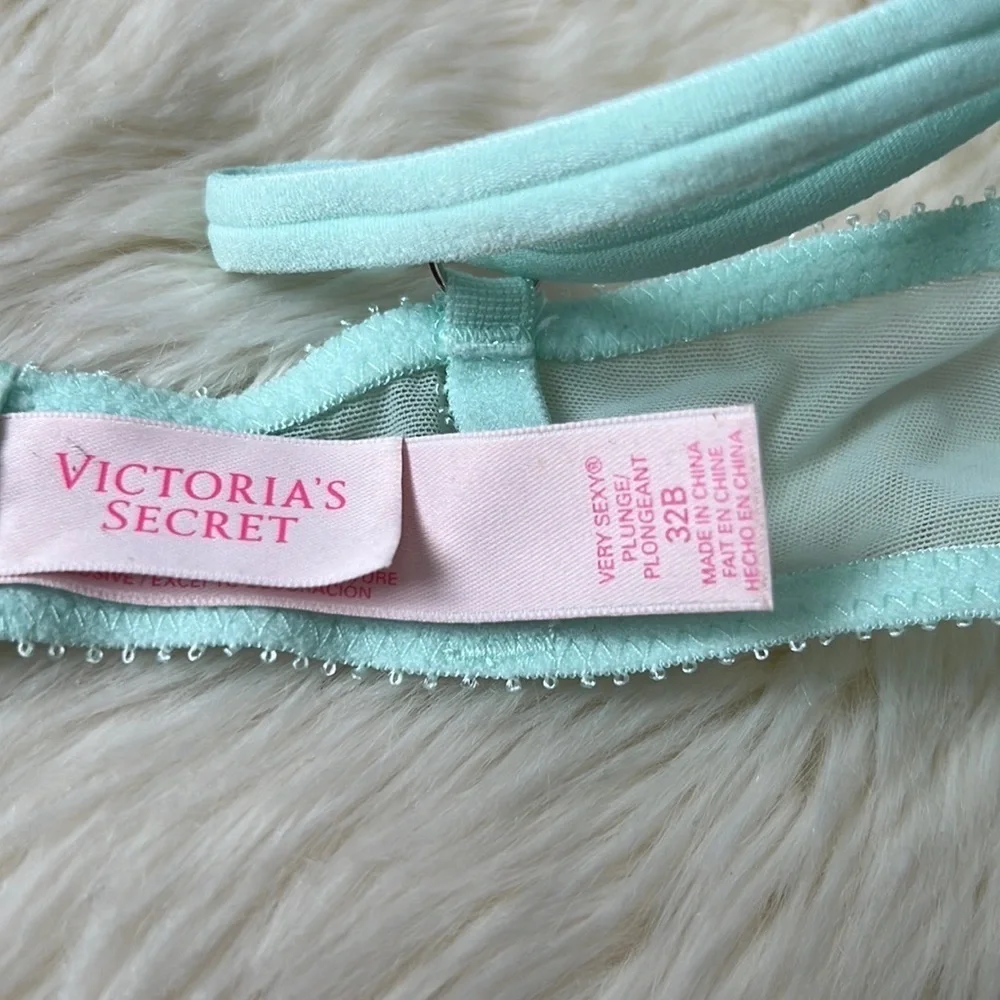 Victoria’s Secret Lingerie Set